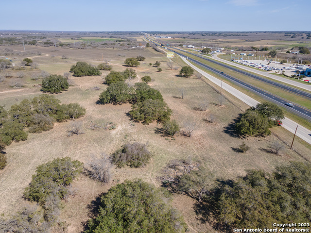 000 I-35 Property Photo 3