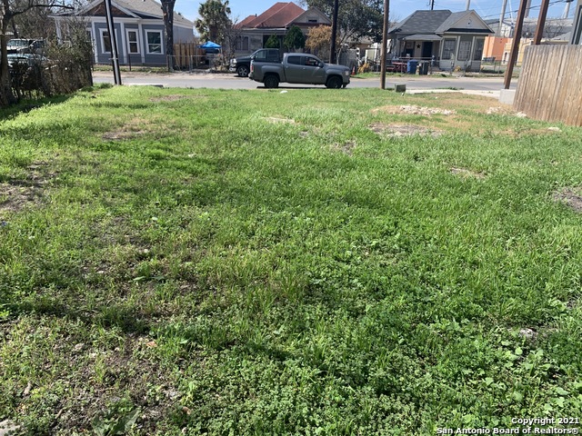 606 S Olive St Property Photo