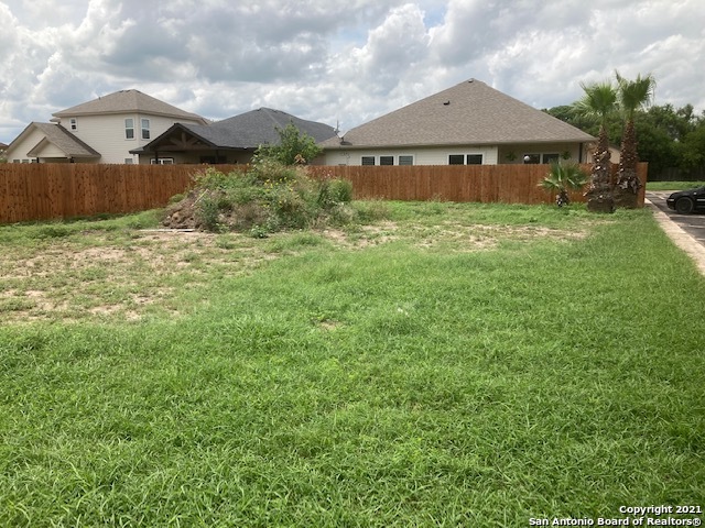 110 Sutton Place-Lot #10 Property Photo 1