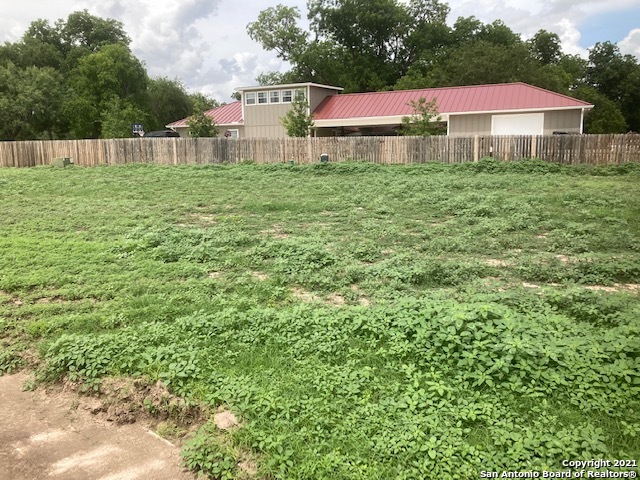 117 Sutton Place-lot #14 Property Photo 4