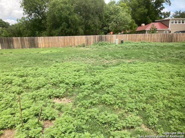 123 Sutton Place-Lot #17 Property Photo 1