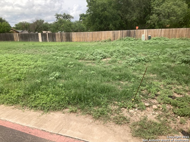 123 Sutton Place-lot #17 Property Photo 5