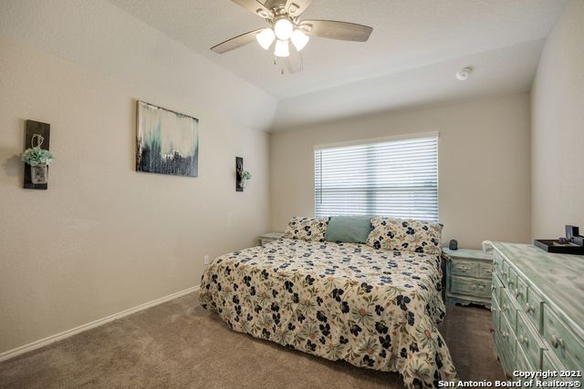 14815 Berkshire Way Property Photo 13