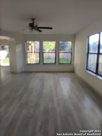 9870 Sunset Pl Property Photo 3