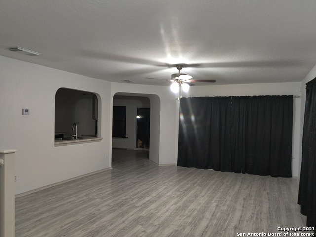 9870 Sunset Pl Property Photo 4