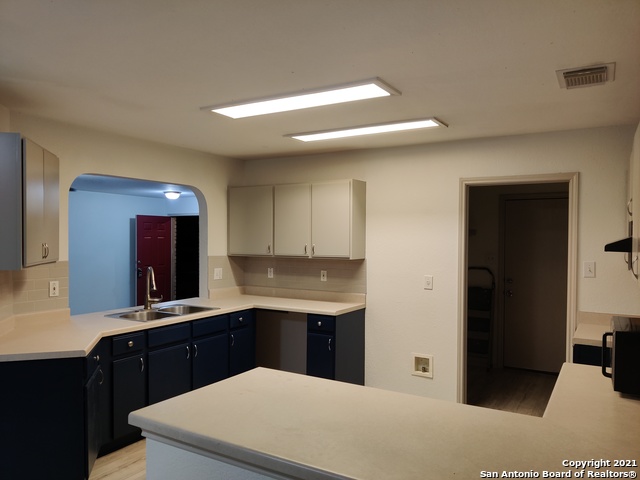 9870 Sunset Pl Property Photo 10