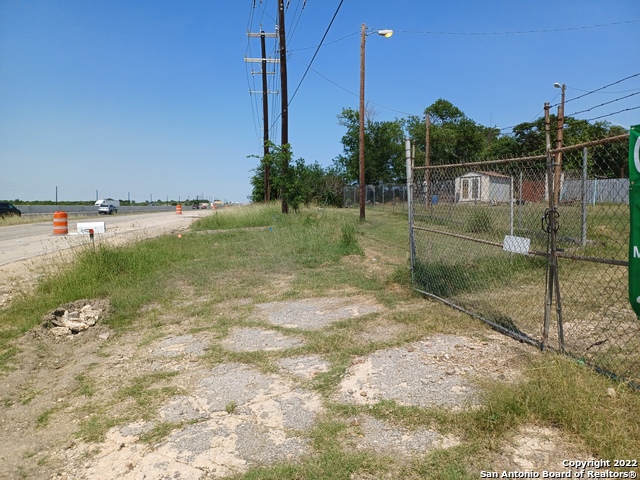 12232 Interstate 10 Property Photo 4