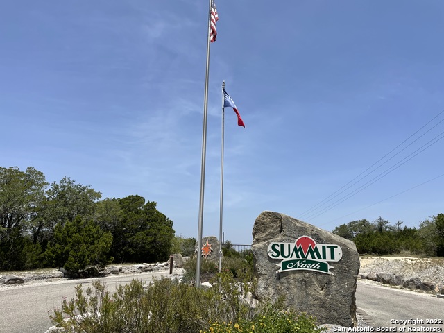 421 Bluebonnet Breeze Property Photo 1