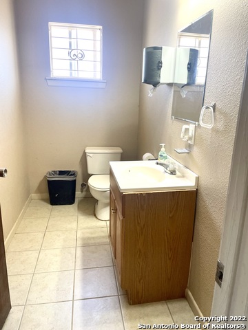 8635 S Loop 1604 E Property Photo 15