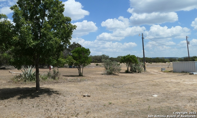 561 Hideaway Ln Property Photo 2