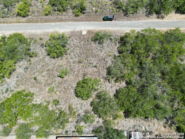 143 Tomahawk Dr Property Photo 3