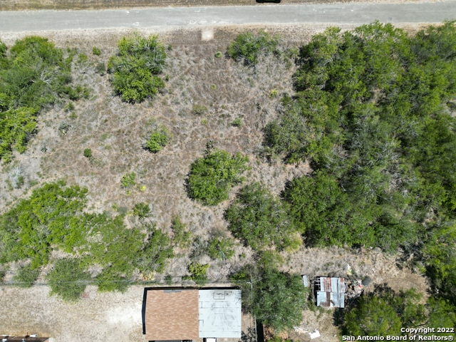 143 Tomahawk Dr Property Photo 4