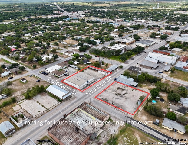 201 Houston St Property Photo 2