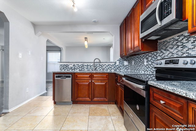 9359 Maple Silver Property Photo 16
