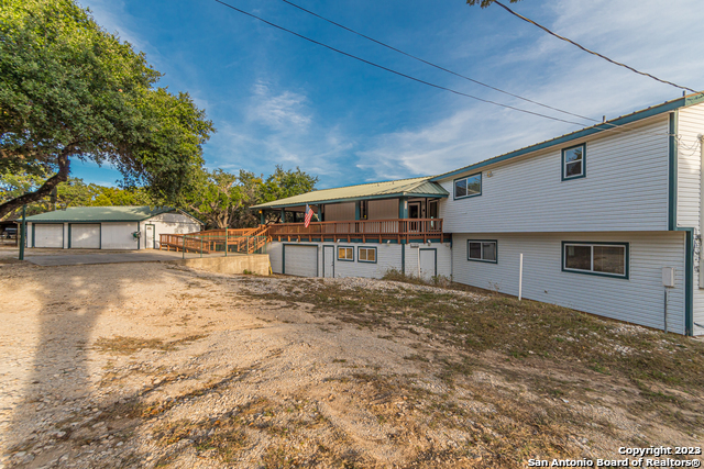 119 Cedar Tree Ln Property Photo 6