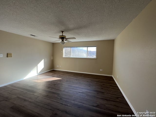 119 Cedar Tree Ln Property Photo 28
