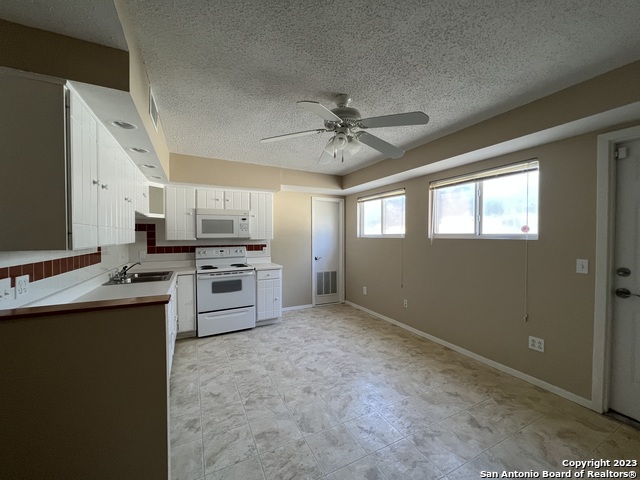 119 Cedar Tree Ln Property Photo 43