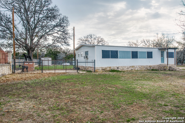 741 Julia Dr Property Photo 1