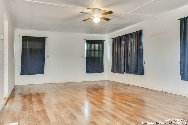 741 Julia Dr Property Photo 6