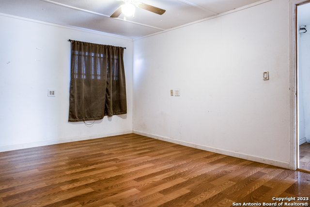 741 Julia Dr Property Photo 8