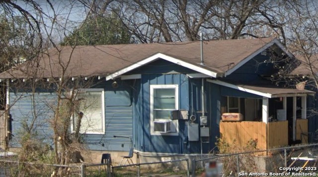 1108 Rivas St Property Photo 4