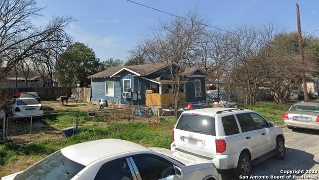 1108 Rivas St Property Photo 5