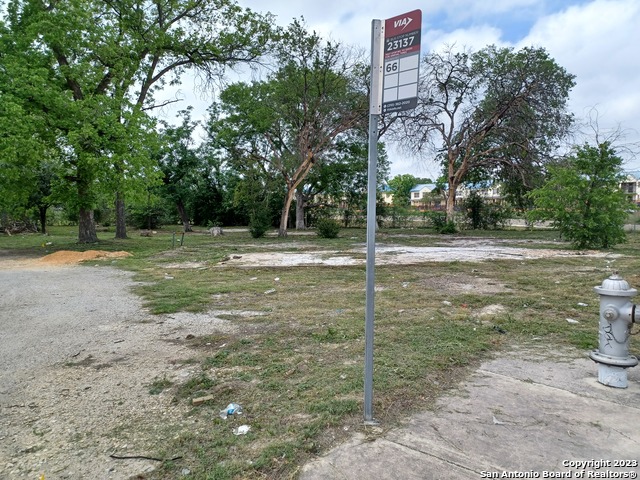 1225 S Brazos St Property Photo 6