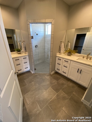 120 S Calvin Barrett Property Photo 12