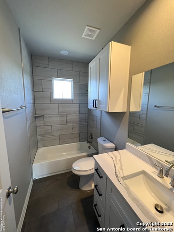 120 S Calvin Barrett Property Photo 15