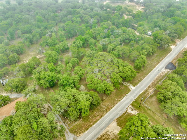 265 Oak View Dr Property Photo 3