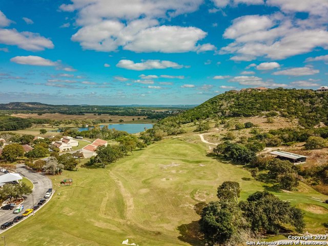 20 Tapatio Dr E Property Photo 2