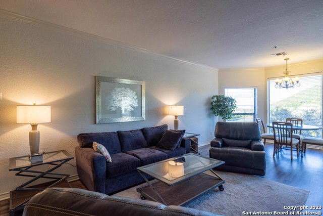 20 Tapatio Dr E Property Photo 4