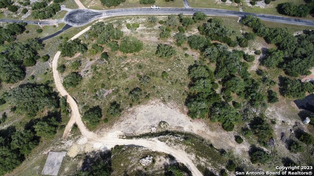 104 Caprock Cir Property Photo 4