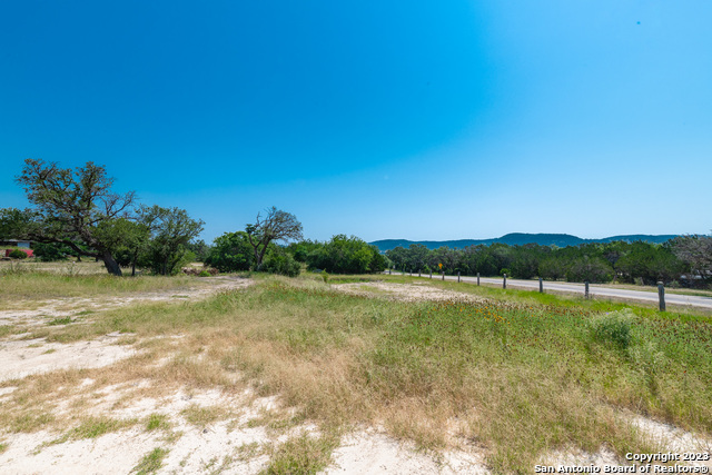 17839 State Highway 16 N Property Photo 7