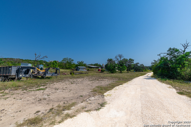 17839 State Highway 16 N Property Photo 12