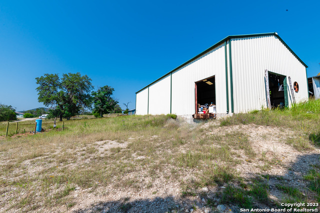 17839 State Highway 16 N Property Photo 9
