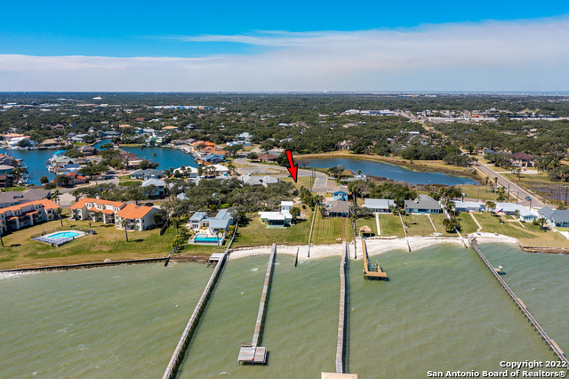 2717 Lakeview Dr Property Photo 4