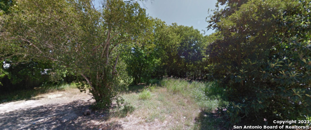 1005 Clark St Property Photo 4