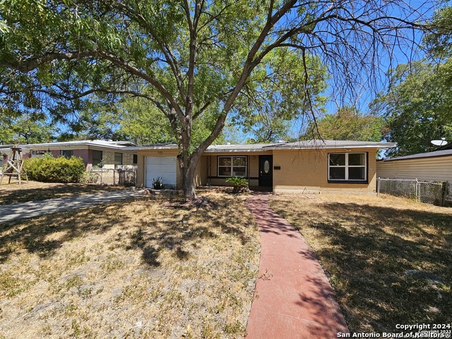 255 Gazel Dr Property Photo
