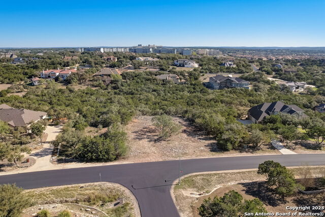 22740 Fossil Ridge Property Photo 4