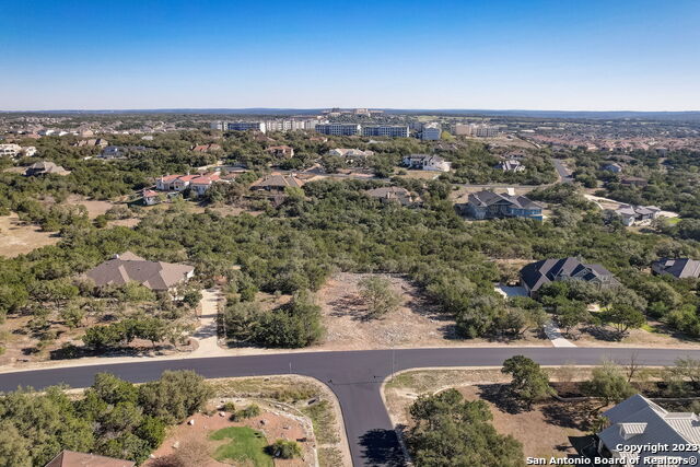 22740 Fossil Ridge Property Photo 5