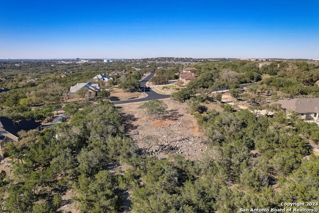 22740 Fossil Ridge Property Photo 7