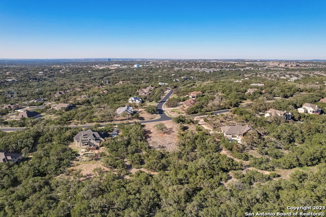 22740 Fossil Ridge Property Photo 8