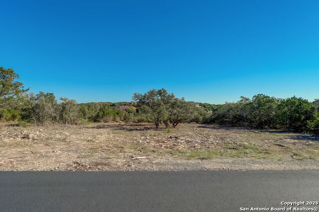 22740 Fossil Ridge Property Photo 11