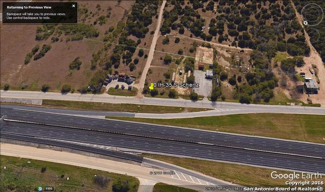 19078 N Interstate 35 Property Photo 1