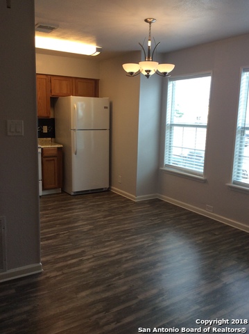 10551 Starcrest Dr Property Photo 2