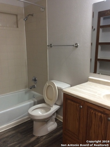 10551 Starcrest Dr Property Photo 7