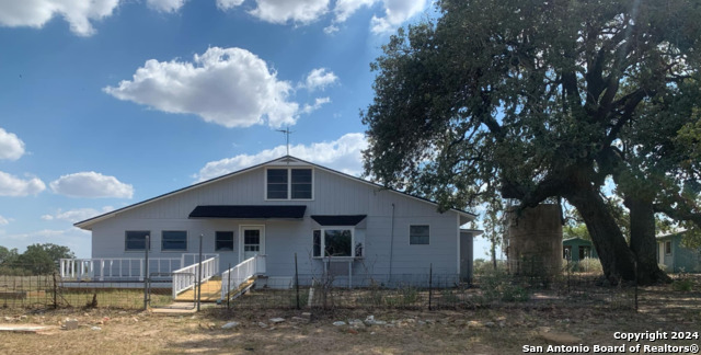 1355 Cr 777 Property Photo 2