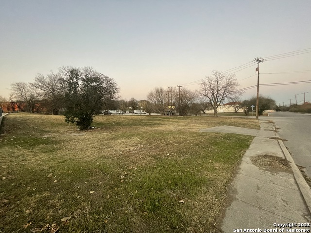 243 Wolfe Rd Property Photo 5