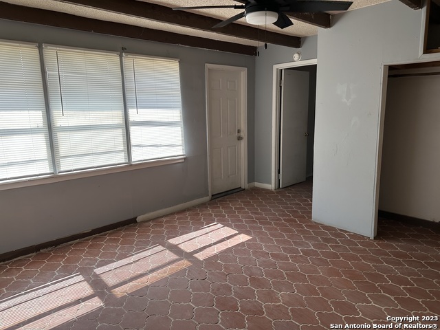 403.5 Retta St Property Photo 10